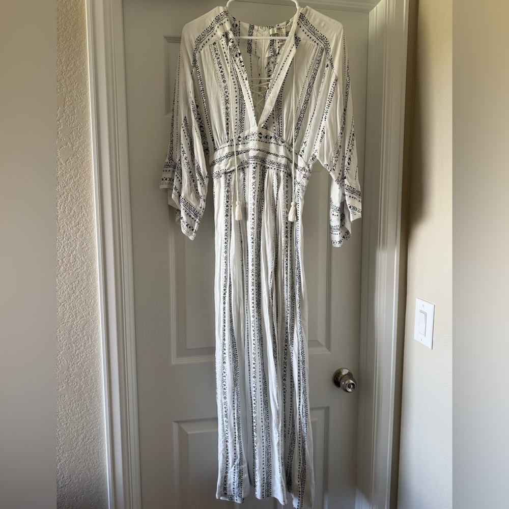 Forever 21 White Dress with Black Geometric Print